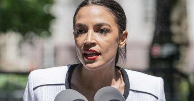 Must See: AOC&#039;s Protest Against SCOTUS Roe Decision Is Actually An Act Of The Entitled