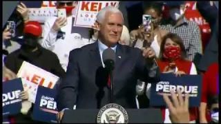 VP Mike #Pence : "I stand with President Donald #Trump "!