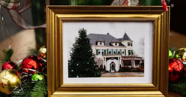 Usha Vance's Christmas Magic: Second Lady Gives Rare Peek Inside Holidays At VP Residence