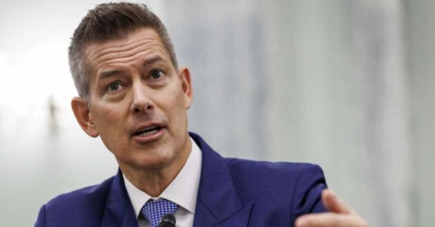 Sec Sean Duffy Puts Blue Cities' Transit Systems On Notice Unless Safety Concerns Are Addressed