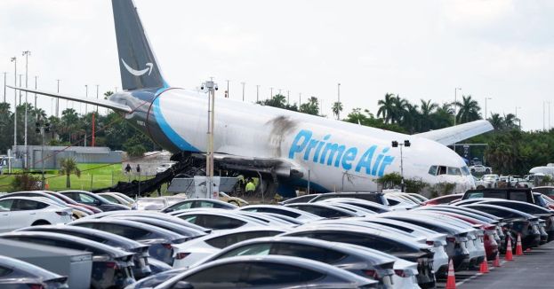 Miami Sheriff Clashes With Progressive Mayor Over Who Commands Deadly Amazon Cargo Crash Scene