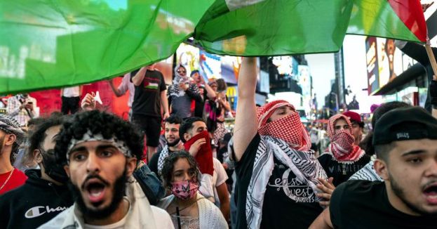 Times Square Erupts With Anti-Israel Activists Chanting AGAINST The U.S. in Support Of Yemen