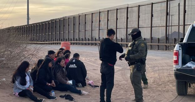 behind-the-scenes-border-patrol-s-intense-standoff-with-ruthless-smugglers-caught-on-camera