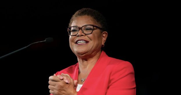 Karen Bass’ New Anti-ICE Signs Could Cost Taxpayers $250,000—For What, Exactly?