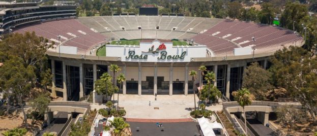 The Rose Bowl Playoff Game Will Be Played AT&amp;T Stadium In Dallas