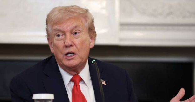 Trump Plays Hardball With Putin And Zelensky: 'I’m Not Meeting Either Leader Until The Ink Is Dry”