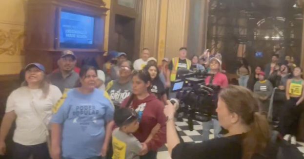 illegal-immigrants-storm-michigan-capitol-with-one-demand