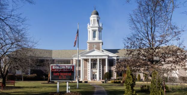 Prestigious NJ High School Debuts Socialist Club—Complete With Karl Marx Graphics