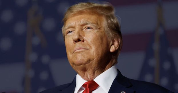 Mega-Donor Offers Trump $250 Million To Run For Third Term!