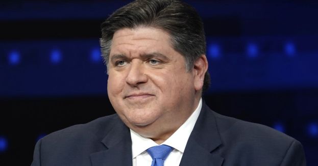 Governor's DESPERATE Plea: Illinois Begs Texas To Halt Influx Of Illegal Immigrants After Winter Storm Threats