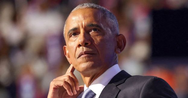 Obama Claims Trump Is Secretly Assembling A Private Army