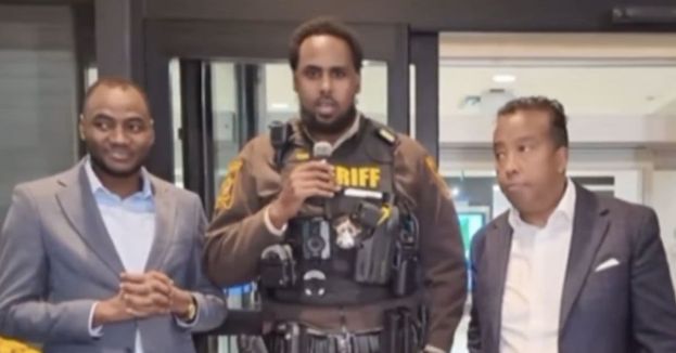 Watch: Minnesota Sheriff Goes Full Welcome Wagon On Somali Community