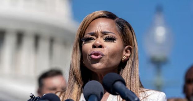 Disgraced Florida Dem’s 53-Year Fraud Case Collides With 2026 Bid