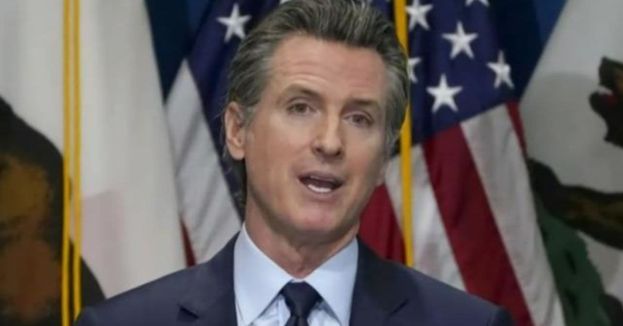 Trump’s Interior Sec Burns Newsom On CA Fires And Dems ‘Green’ Plans!