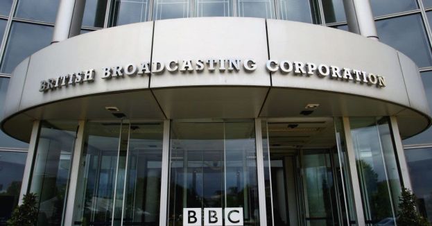 BBC Editor Defends Controversial Gaza Hospital Reporting Amidst Media Backlash