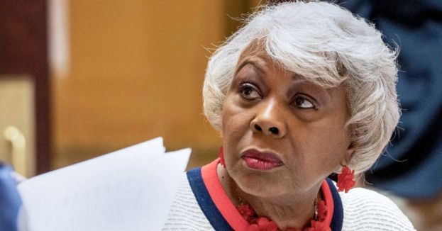 FBI Search Sparks Scrutiny of Louise Lucas Statement Over Key Detail She Left Out