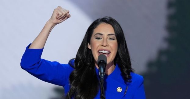 Rep. Luna Submits Discharge Petition Aimed At Banning Stock Trading By Members Of Congress