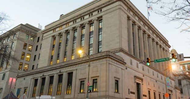 Former AG Predicts VA Supreme Court Could Crush Redistricting Vote—Possibly 7-0