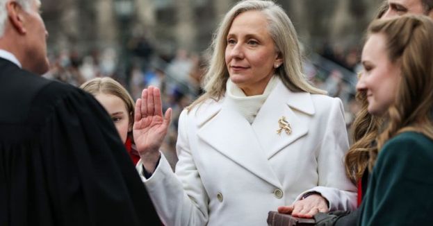 Spanberger’s Inaugural Broadside Against Trump Administration Draws Sharp Contrast With Youngkin’s Farewell Message