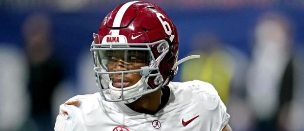 Alabama WR DeVonta Smith Named AP Player Of The Year