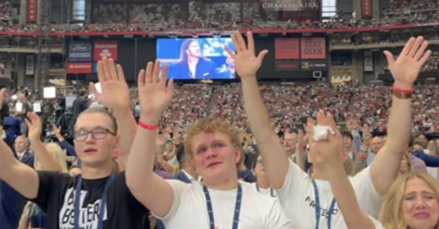 Worshipers Stand Up To Give Their Lives To Jesus At Charlie Kirk Memorial