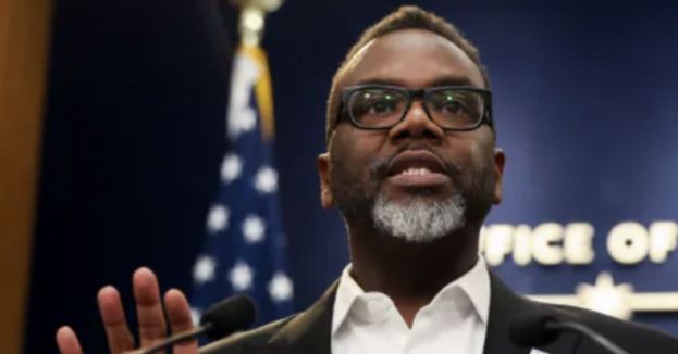 BREAKING NEWS: Reporter TAKES On Chicago Mayor Over His Anti-White Racist Comments—WATCH!