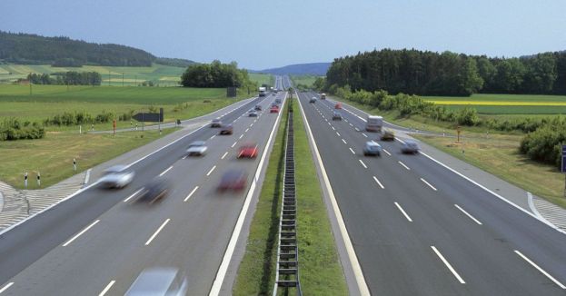 Life In The Fast Lane: U.S. Highways Could Go Full Autobahn