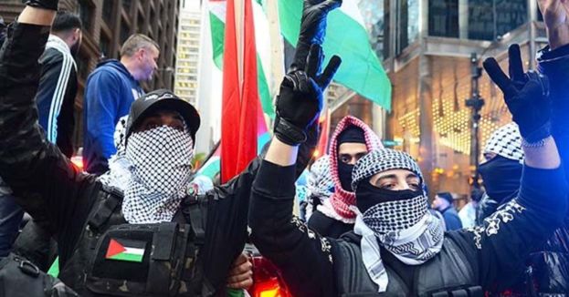 outrage-in-chicago-far-left-rally-cheers-failed-iranian-assault-on-israel-watch