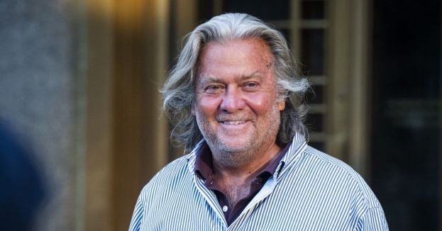 Breaking News: Trump And Steve Bannon Hold Quiet Huddle At White House!