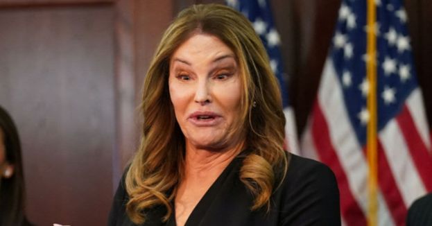 watch-caitlyn-jenner-takes-down-don-lemon-after-bill-maher-interview