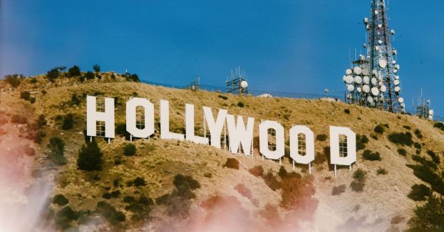 WATCH: Iconic 80&apos;s Hollywood Star Gives &apos;Far Out&apos; Analysis Of The Decades Classics‚ And Suggests Some Remakes...