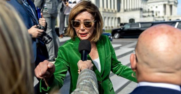Nancy Pelosi Destroys A ‘Crown’ To Mark “No Kings Day,”—But Even Shutting Off Replies Couldn’t Save Her From Internet Fury!