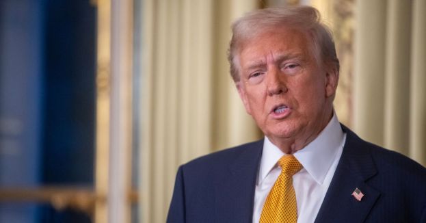 Trump In Talks With Democrats To Gut Obamacare And Starve Big Insurance!