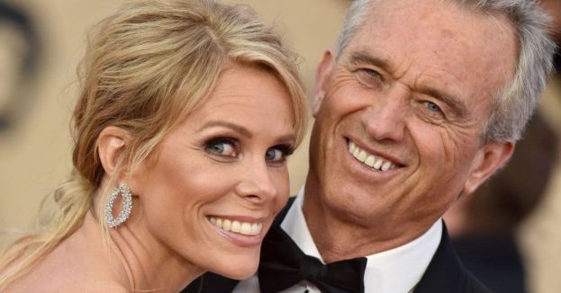 Actress Cheryl Hines Explains Why She WON&amp;#039;T Be Campaigning With Her Husband, RFK Jr.