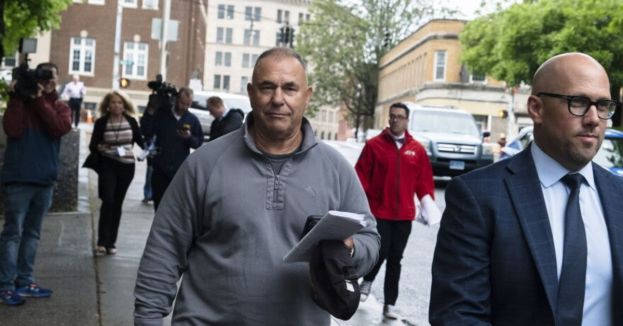 Connecticut Dem Kingmaker Skips Sentencing, Slips Out By Boat And Plane