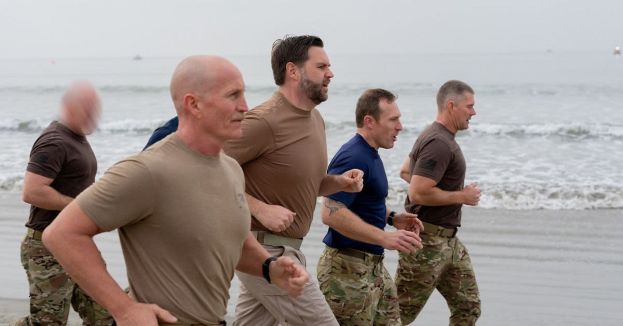 JD Vance Pushes Limits In Navy SEAL Training—Says It Hit Him Like A 'Freight Train'!